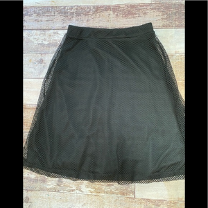 Love Blossom black mesh overlay skirt size L nwt‎